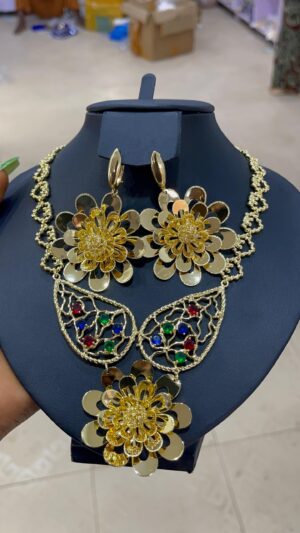 SUNNICE MULTICOLOR CHAIN AND EARRING