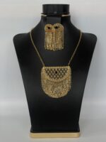 SUNNICE EARRING AND CHAIN